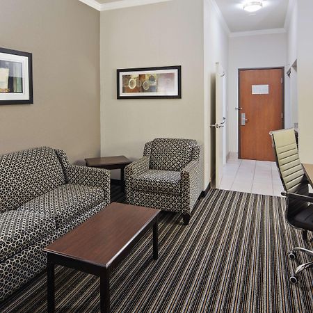Best Western Plus Austin Airport Inn & Suites Ngoại thất bức ảnh
