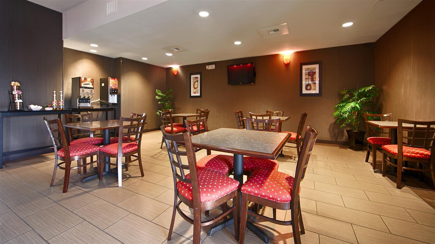 Best Western Plus Austin Airport Inn & Suites Ngoại thất bức ảnh