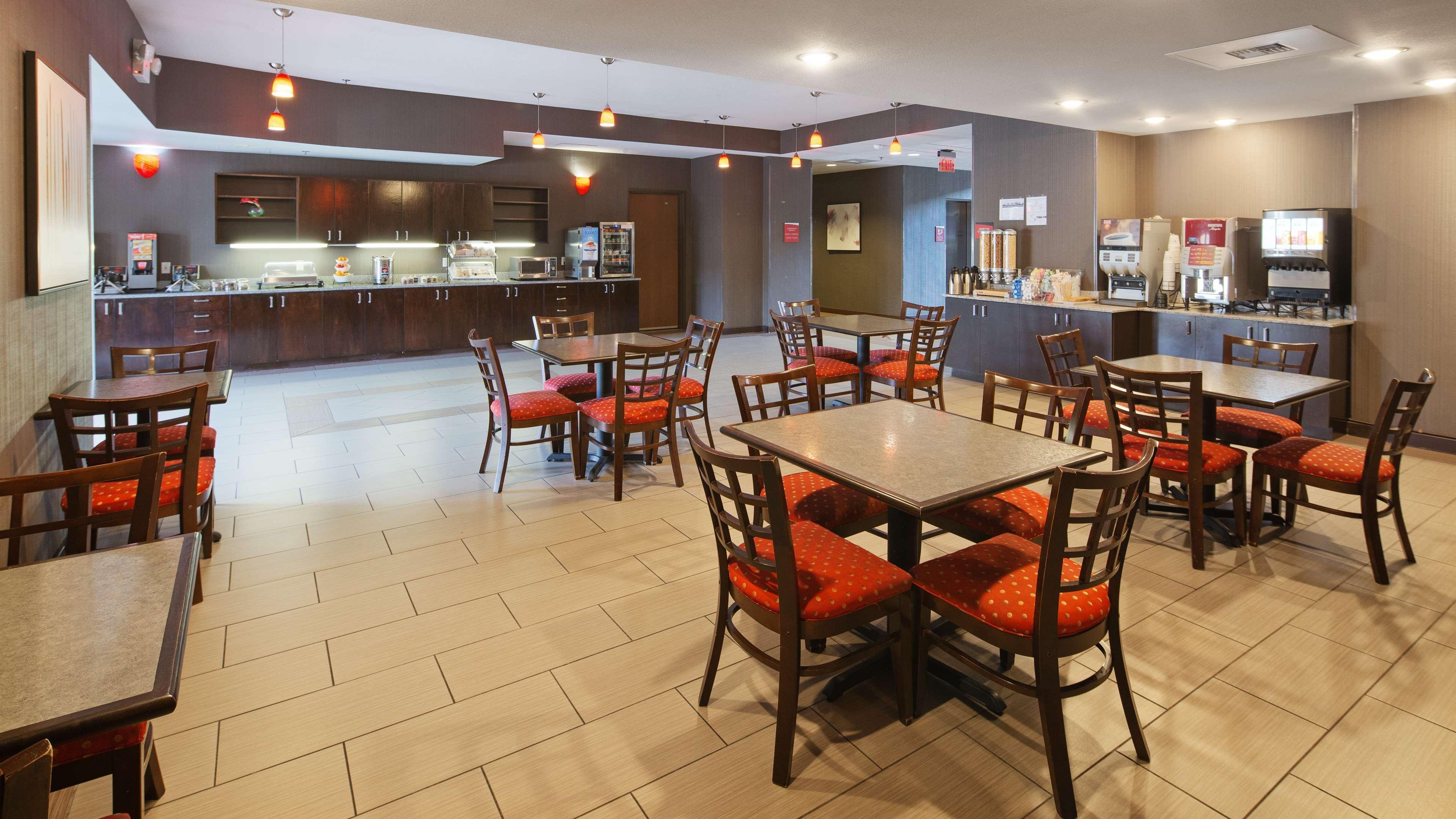 Best Western Plus Austin Airport Inn & Suites Ngoại thất bức ảnh