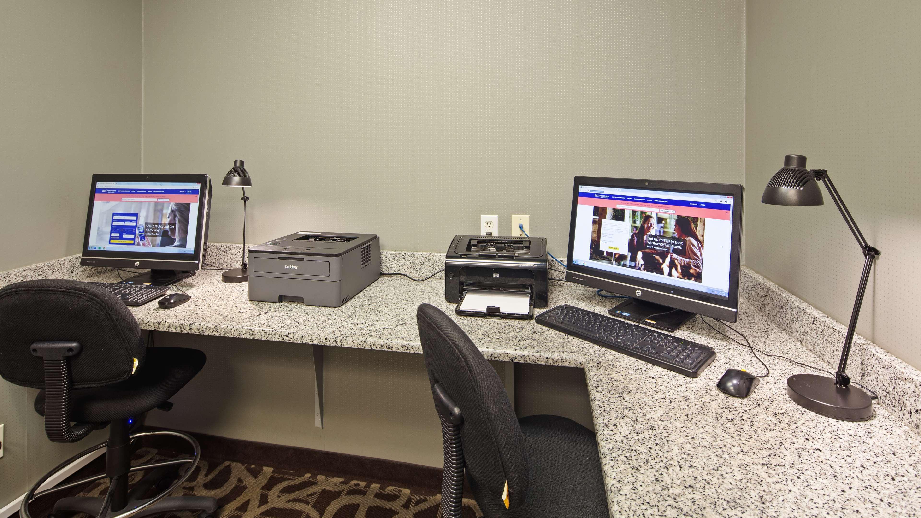 Best Western Plus Austin Airport Inn & Suites Ngoại thất bức ảnh
