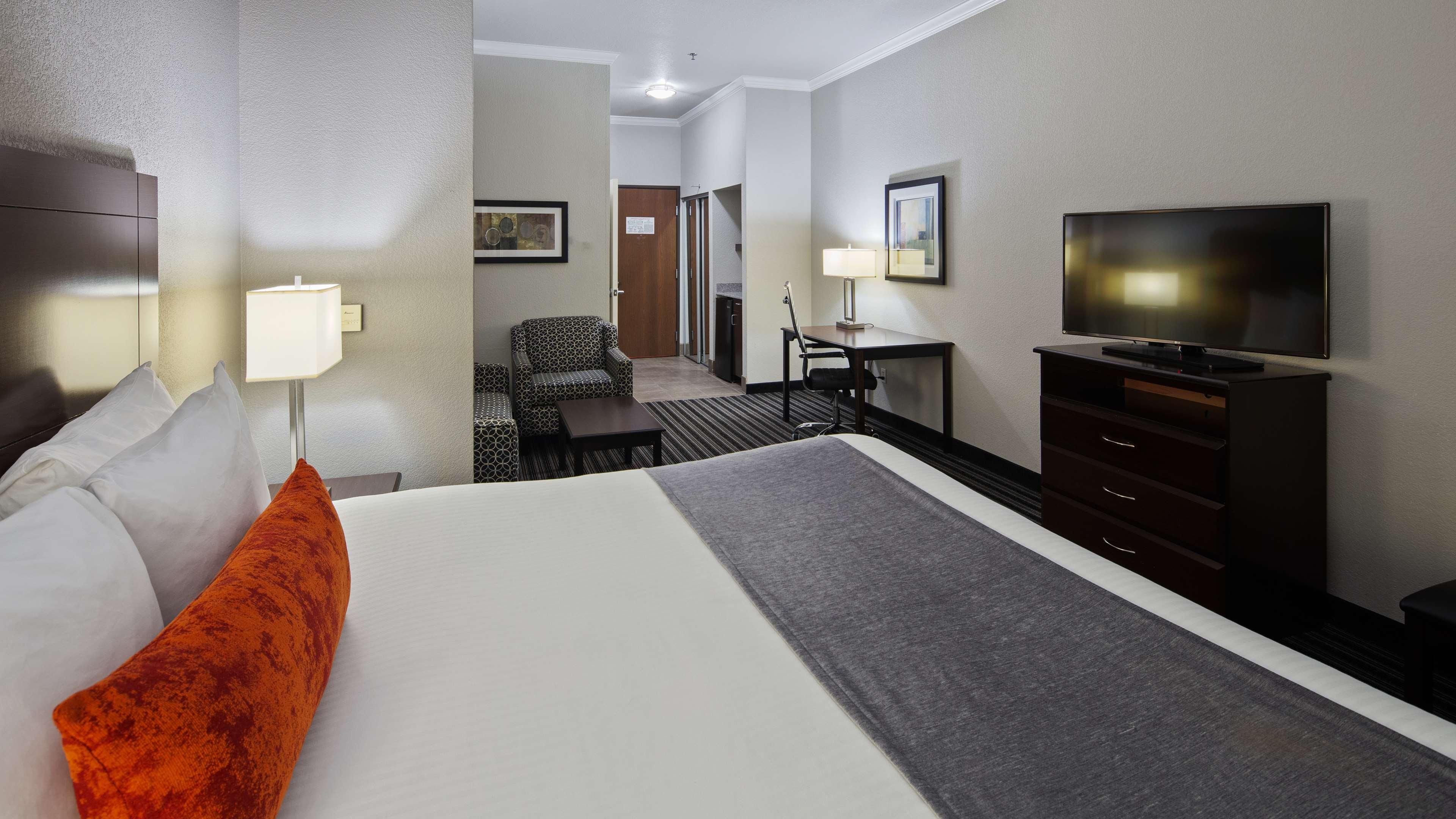 Best Western Plus Austin Airport Inn & Suites Ngoại thất bức ảnh