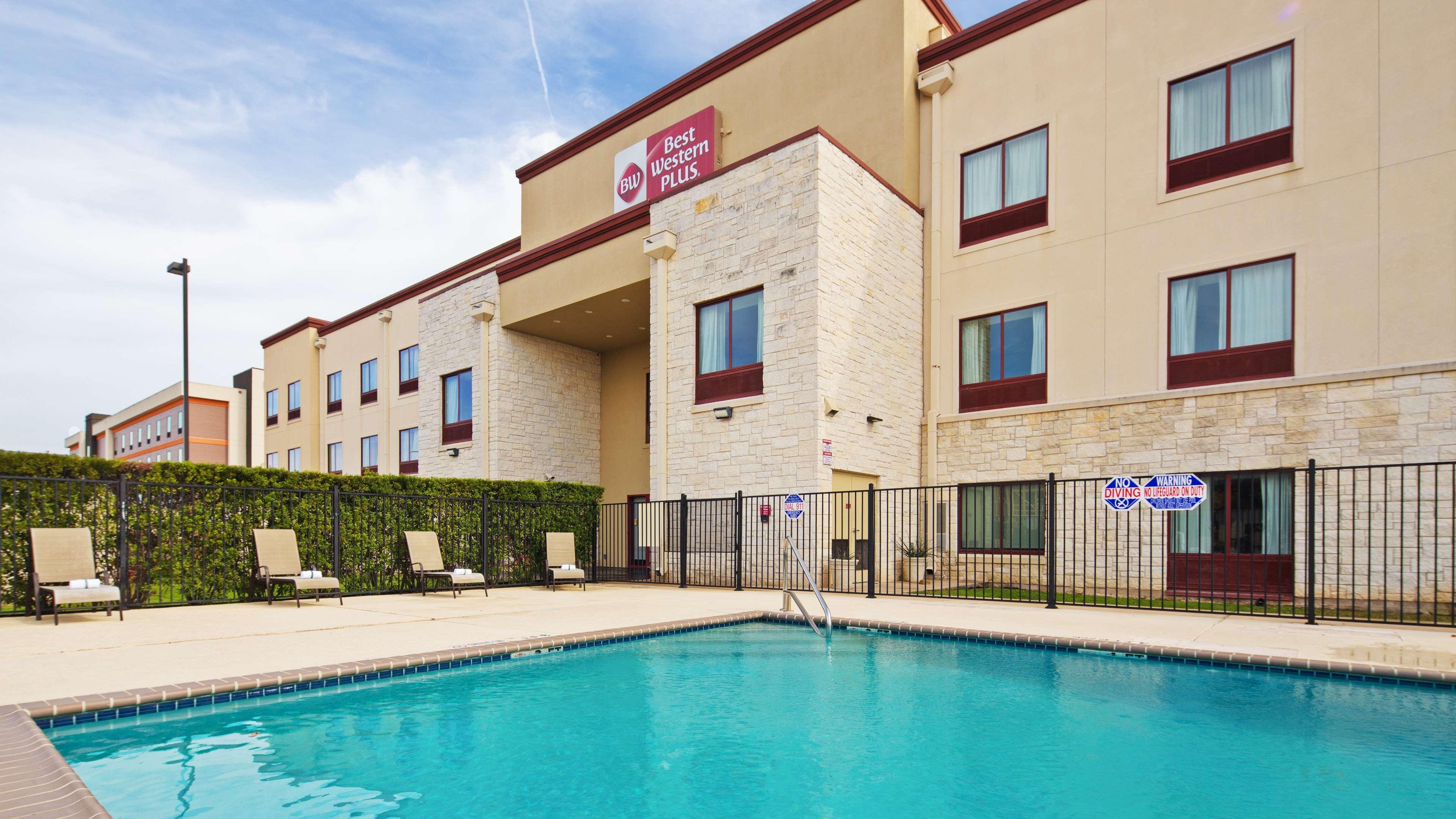Best Western Plus Austin Airport Inn & Suites Ngoại thất bức ảnh